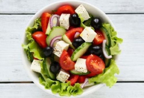 Salada grega  tima opo para almoo ou jantar
