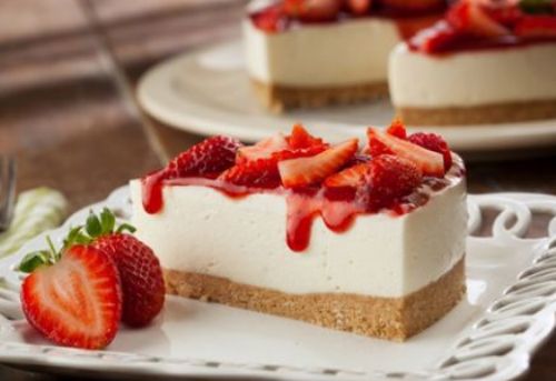 Veja como preparar este cheesecake de morango