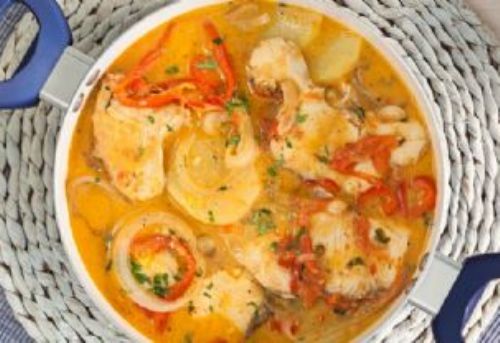 Moqueca de cao  deliciosa e fcil de ser preparada