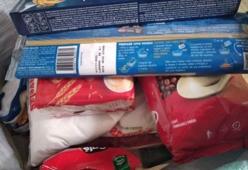 Rótulos de alimentos têm novas regras com informações e alertas