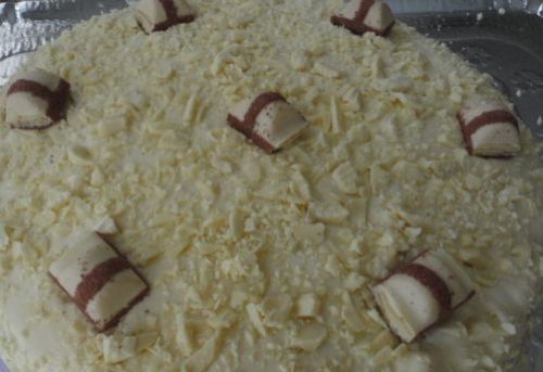 Bolo de leite ninho com chocolate branco  fofinho e delicioso