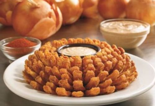 Venda da Bloomin' Onion do Outback beneficia entidade que ajuda crianas