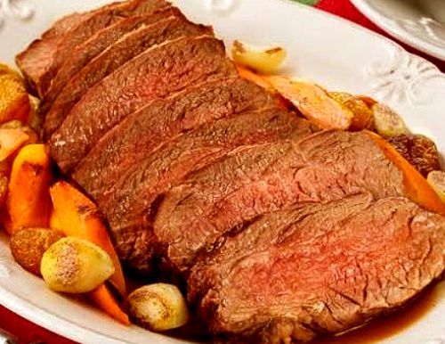 Resultado de imagem para Maminha com confit de cenoura e damasco