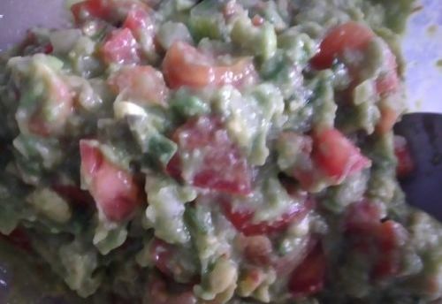 Abacate com acar ou com sal? Veja como fazer guacamole