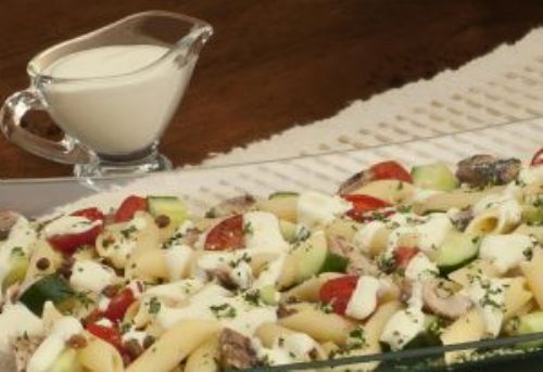 Faa salada de macarro com lentilha e sardinha ao molho de iogurte