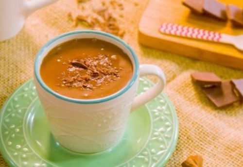 Prepare chocolate quente cremoso para qualquer hora